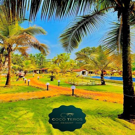 Coco Teros Resort Мандрем Екстериор снимка