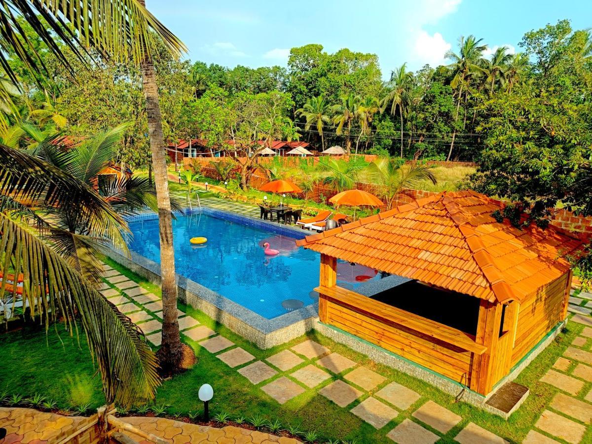 Coco Teros Resort Мандрем Екстериор снимка
