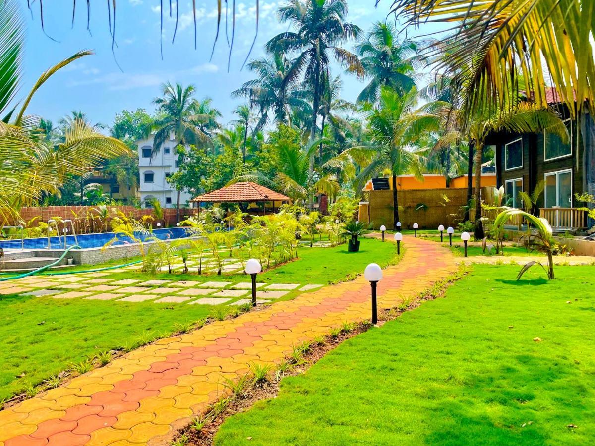 Coco Teros Resort Мандрем Екстериор снимка