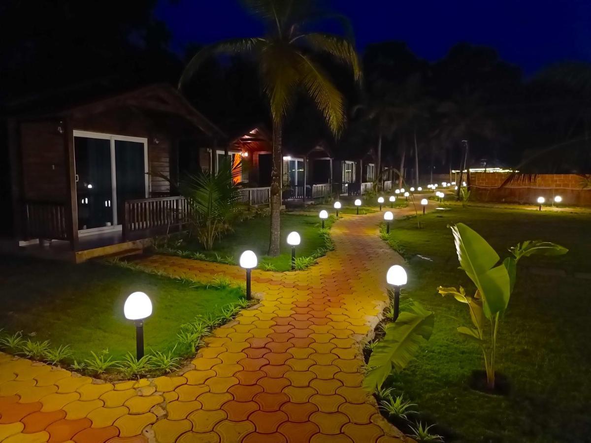 Coco Teros Resort Мандрем Екстериор снимка
