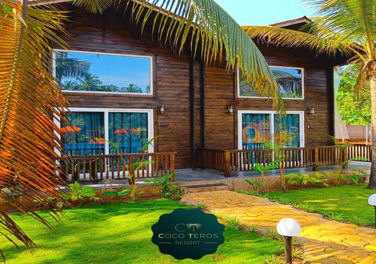 Coco Teros Resort Мандрем Екстериор снимка