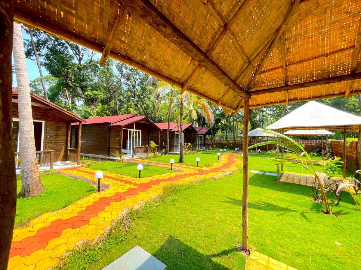 Coco Teros Resort Мандрем Екстериор снимка