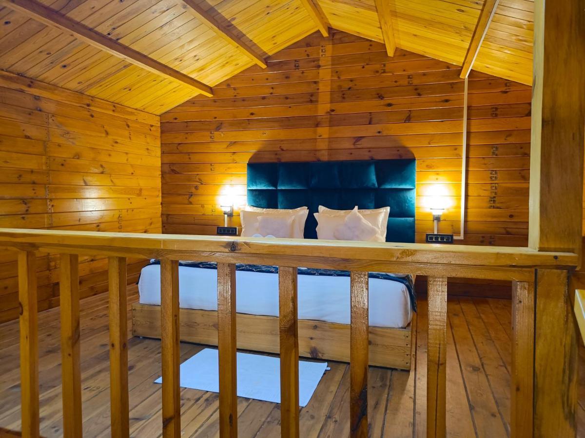 Coco Teros Resort Мандрем Екстериор снимка