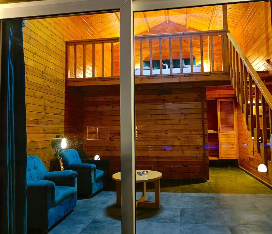Coco Teros Resort Мандрем Екстериор снимка