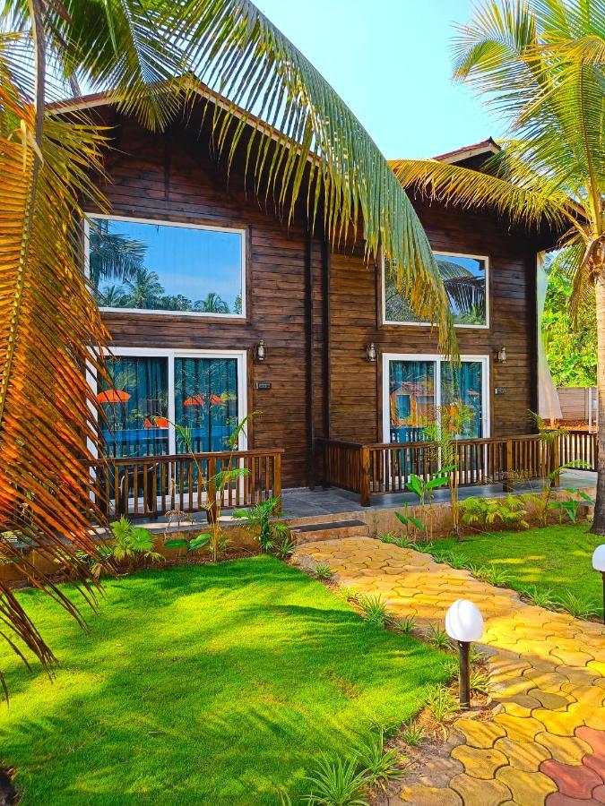 Coco Teros Resort Мандрем Екстериор снимка